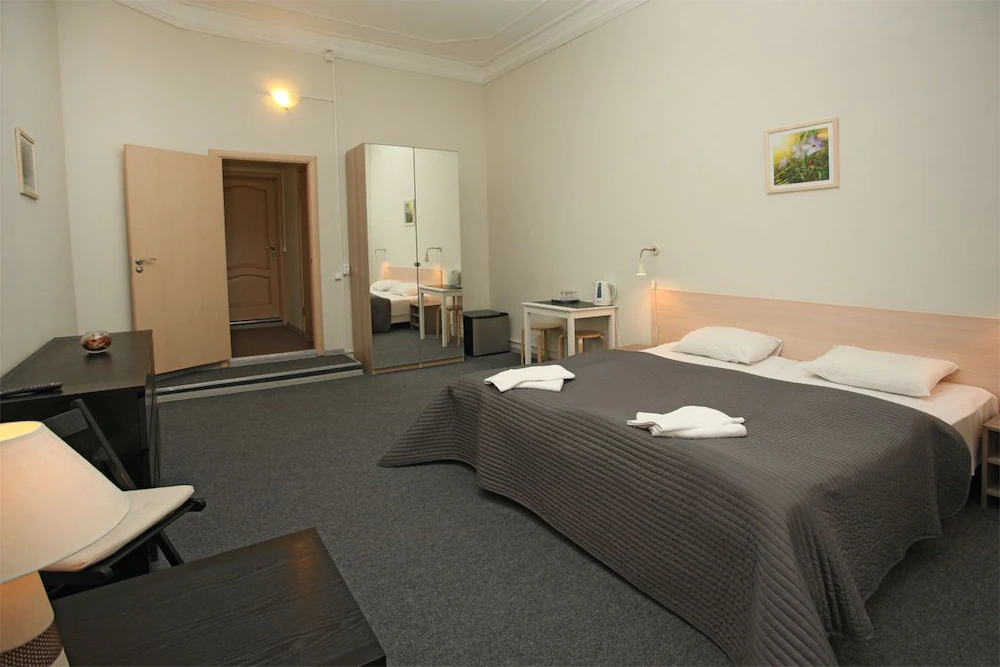 Aleksandr Hotel