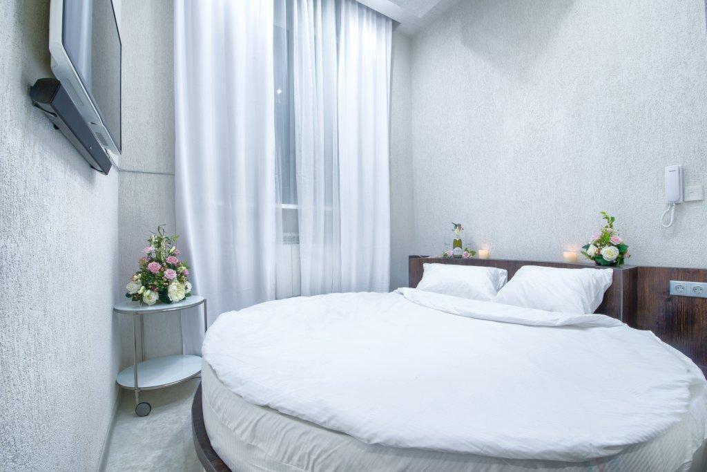 Alex Hotel On Prosveshcheniya