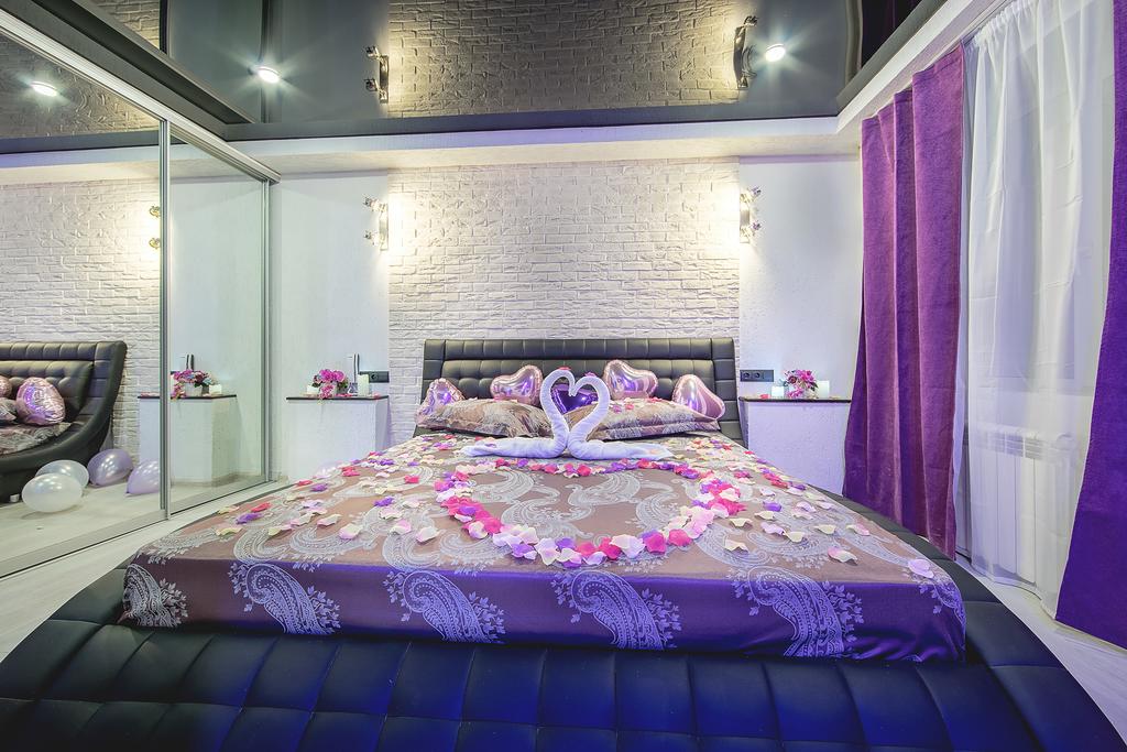 Alex Hotel On Rybatskaya