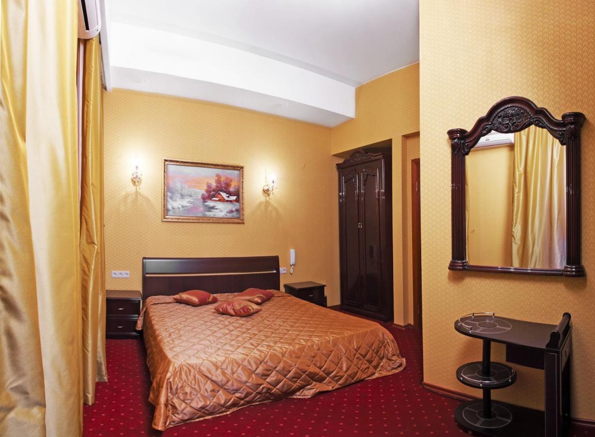 Alex Hotel on Vasilyevsky