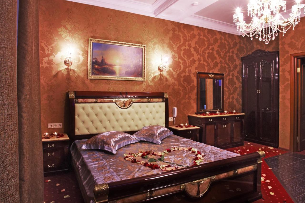 Alex Hotel on Vasilyevsky