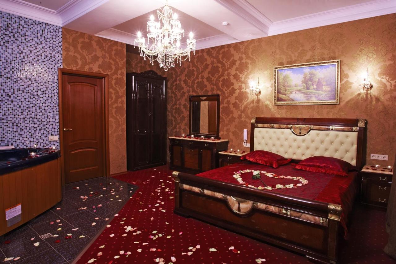 Alex Hotel on Vasilyevsky