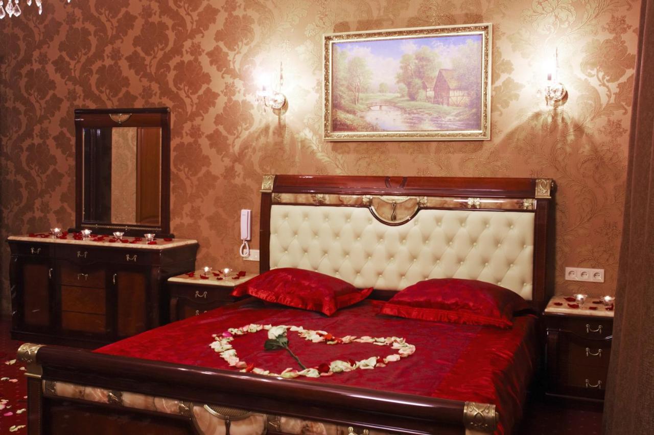 Alex Hotel on Vasilyevsky