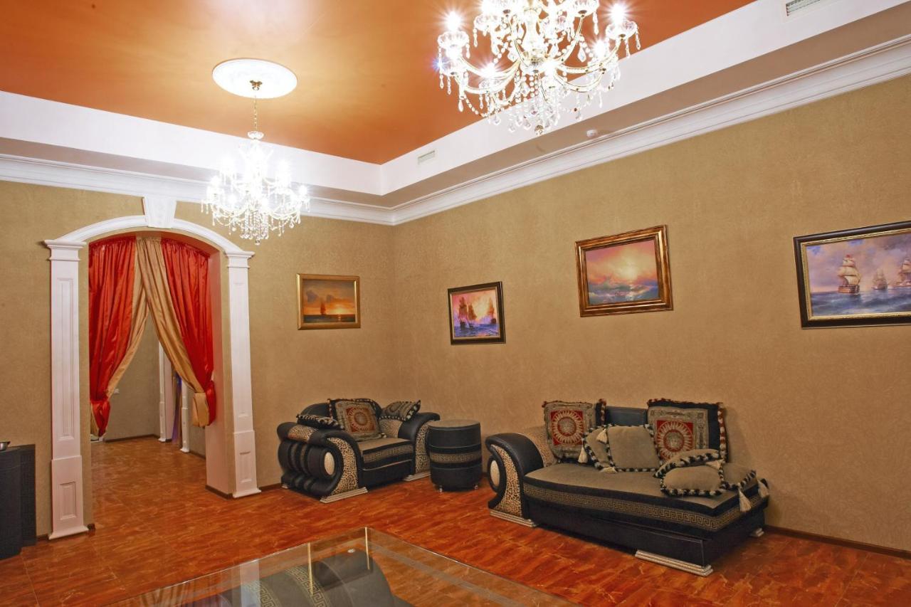 Alex Hotel on Vasilyevsky
