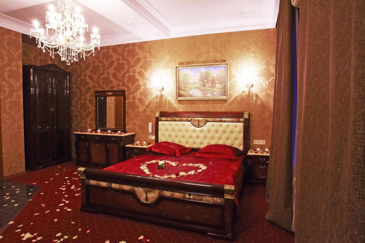 Alex Hotel on Vasilyevsky