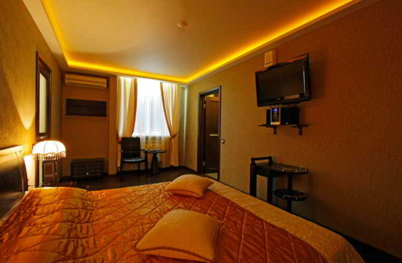 Alex Otel na Budapeshtskoy