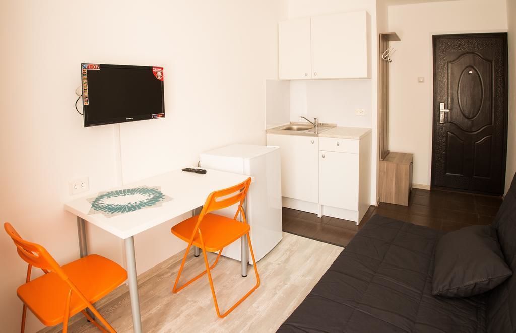 Angelio M House