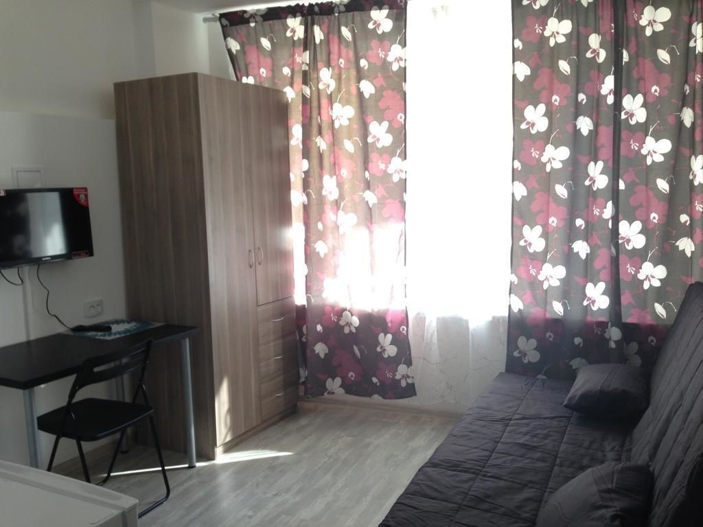 Angelio M House