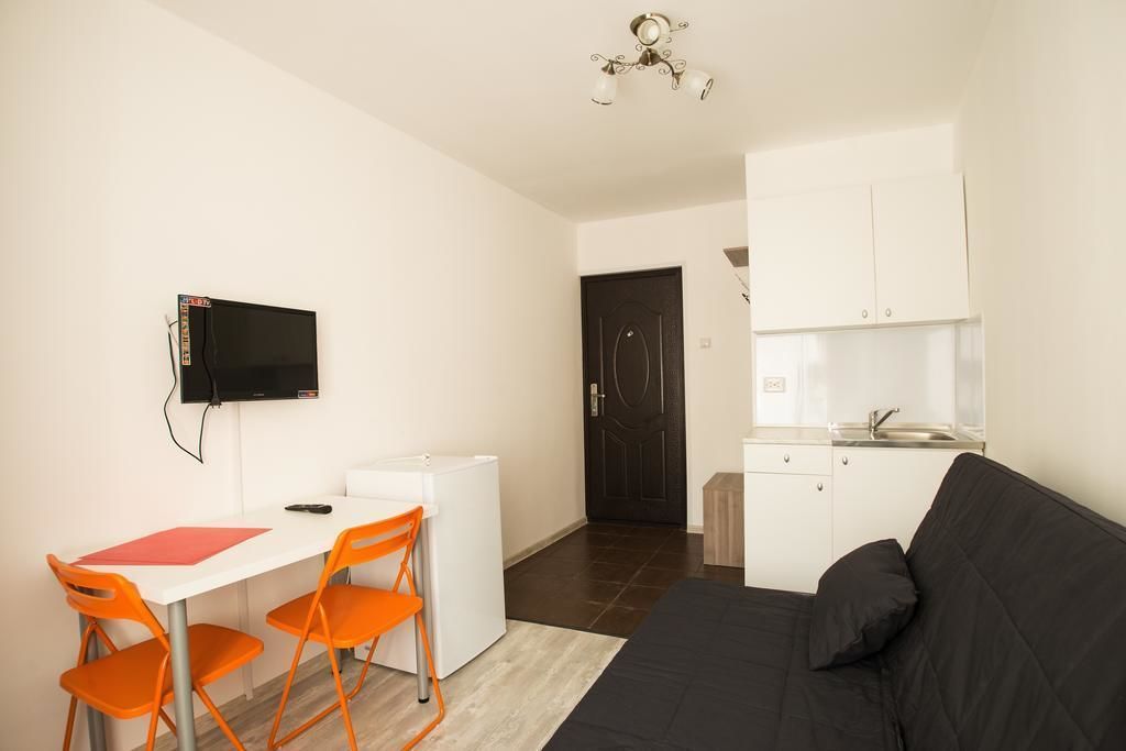 Angelio M House