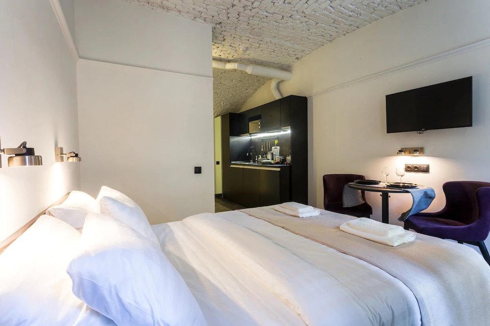 Apart-Hotel M28