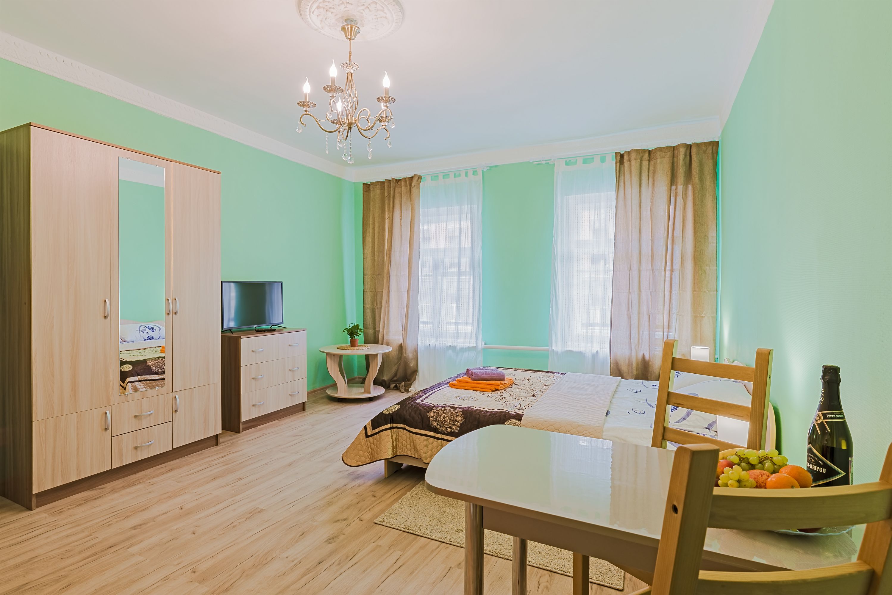 Apart-hotel On Marata 28