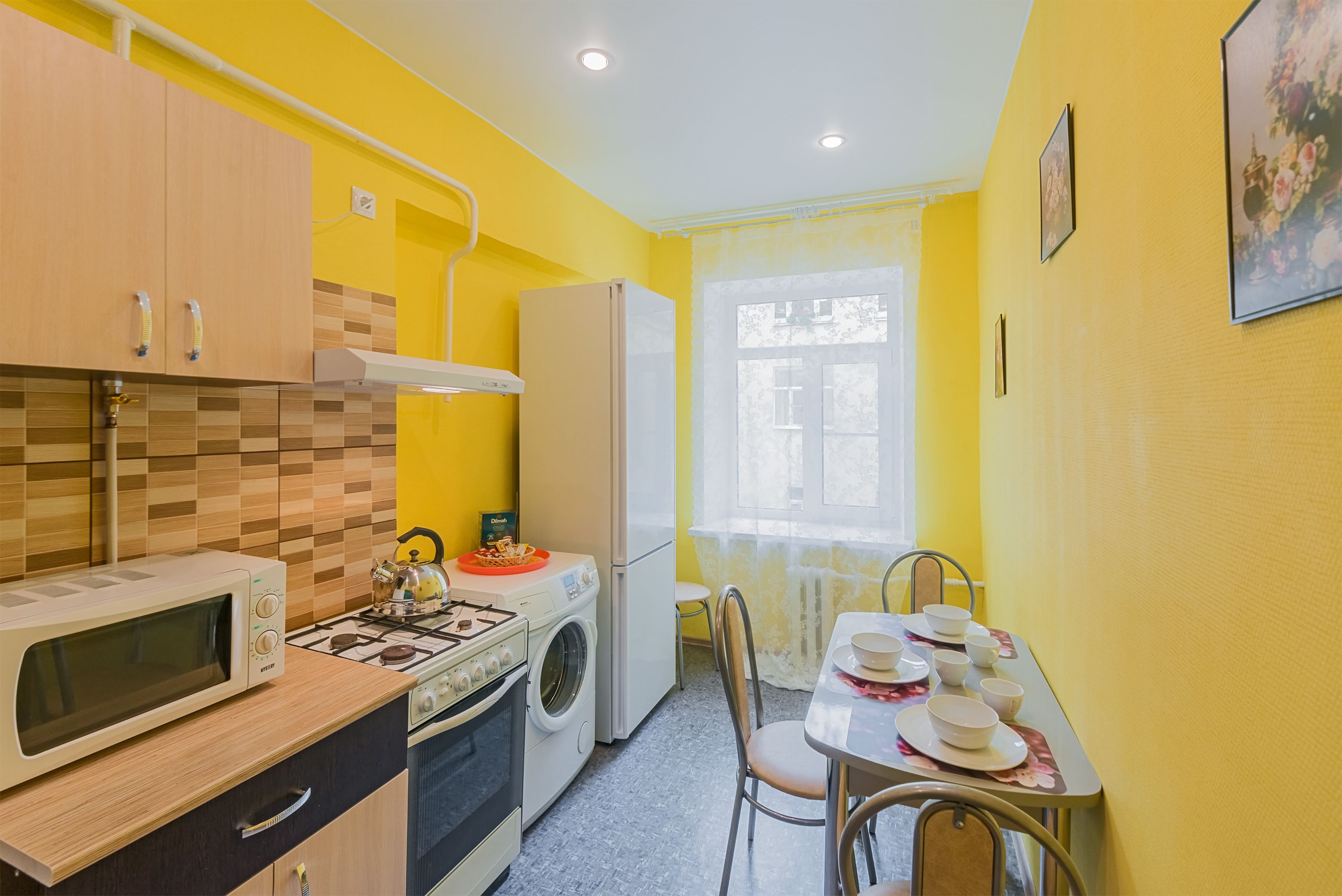 Apart-hotel On Marata 28