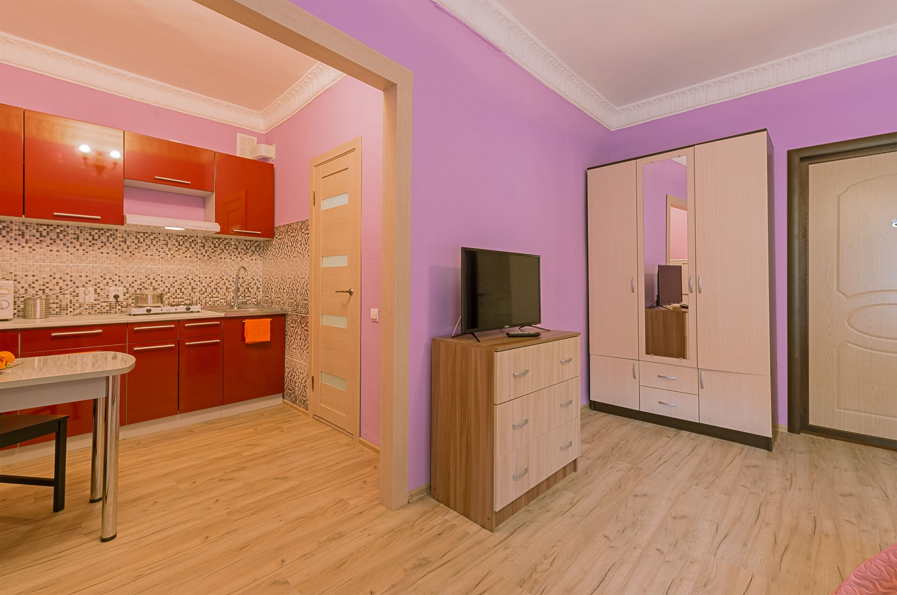 Apart-hotel On Marata 28