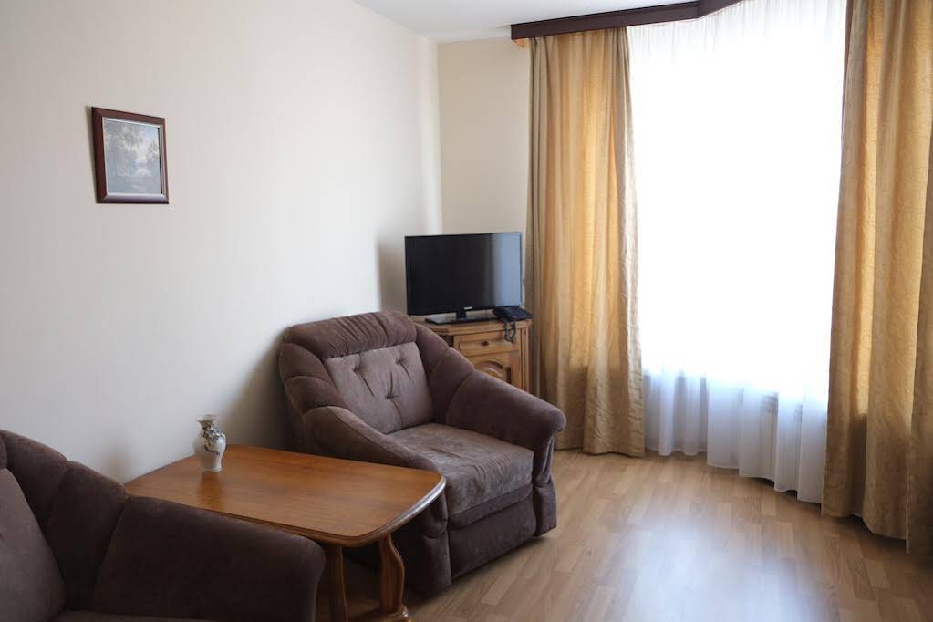 Apartments Inpredservice