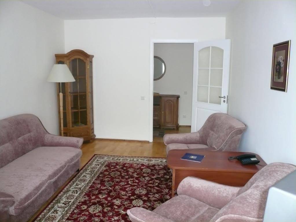 Apartments Inpredservice