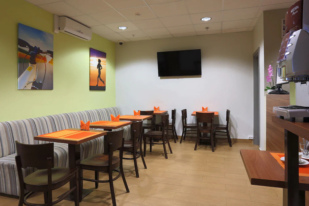 Arena Hotel