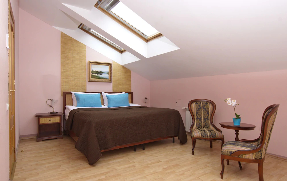 Aristocrat Boutique Hotel