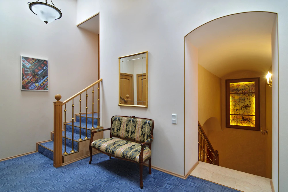 Aristocrat Boutique Hotel