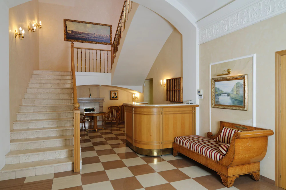 Aristocrat Boutique Hotel