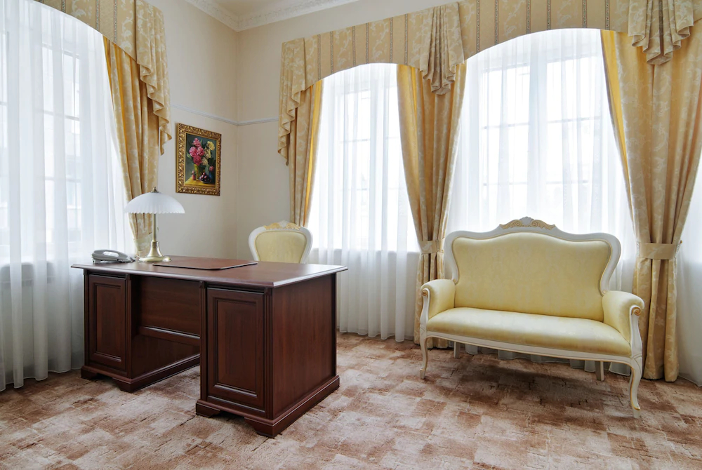 Aristocrat Boutique Hotel