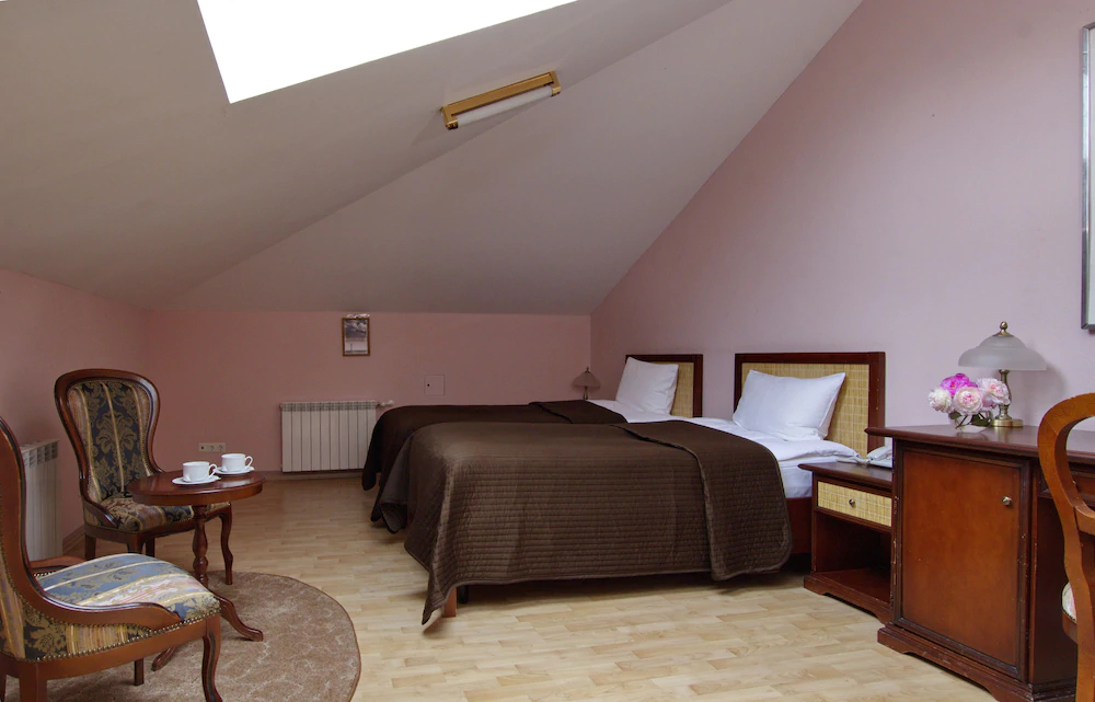 Aristocrat Boutique Hotel