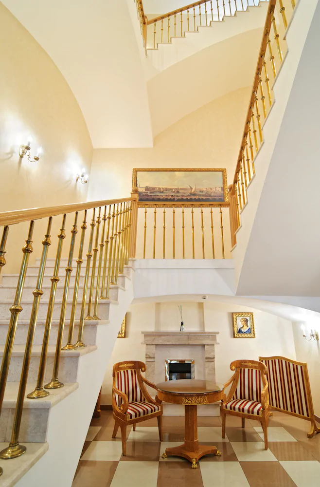 Aristocrat Boutique Hotel