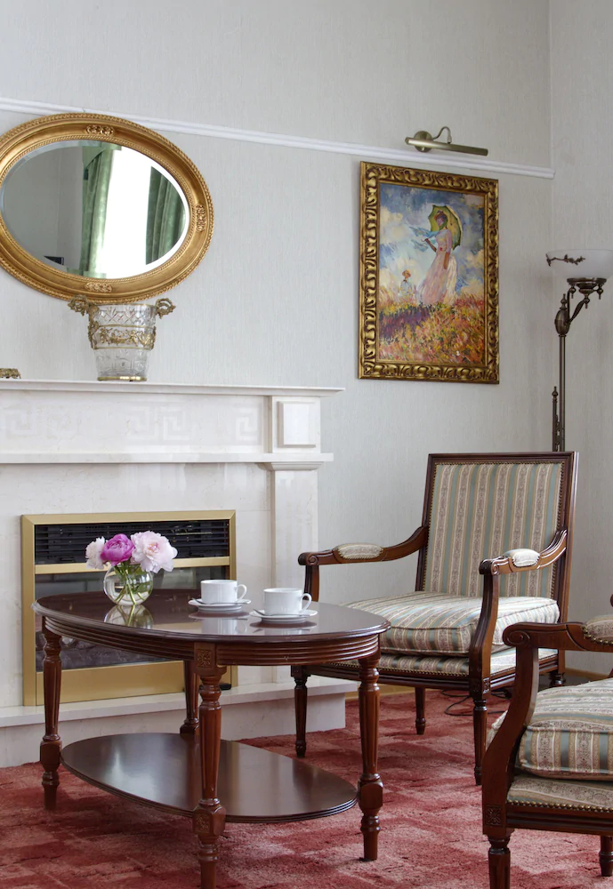 Aristocrat Boutique Hotel