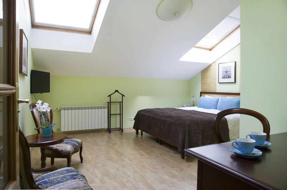 Aristocrat Boutique Hotel