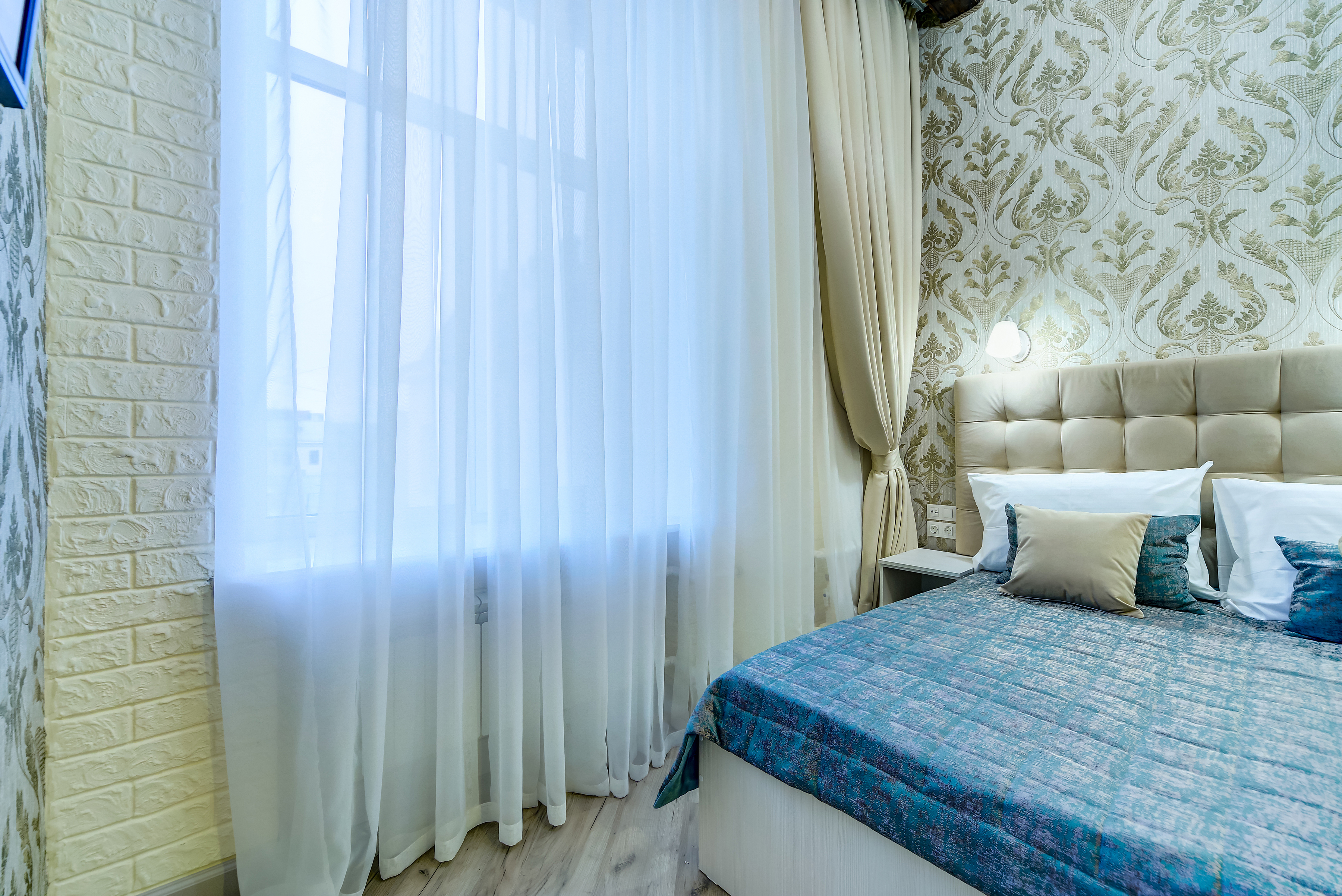 Guest rooms at Chaykovskogo 22