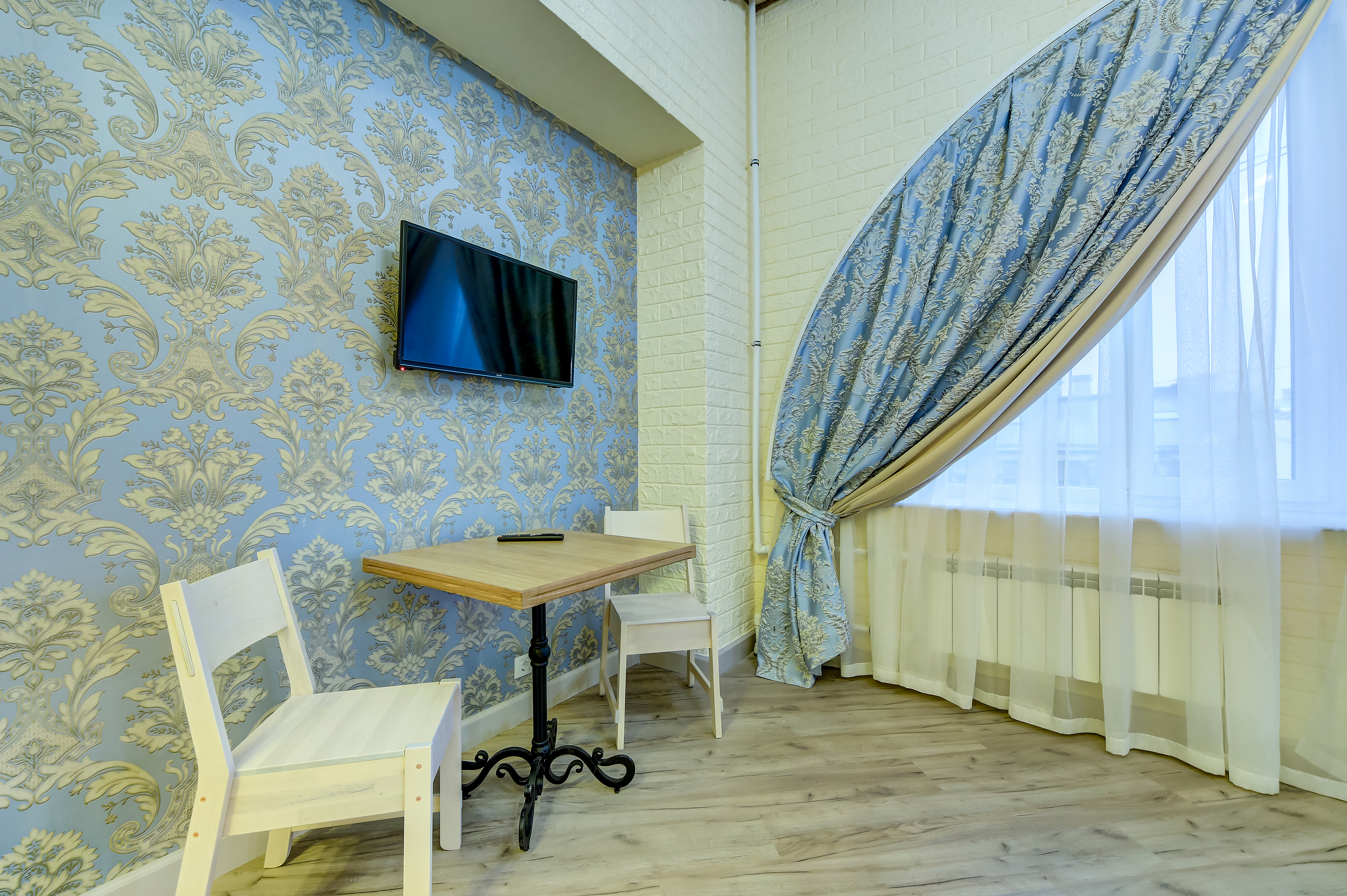 Guest rooms at Chaykovskogo 22