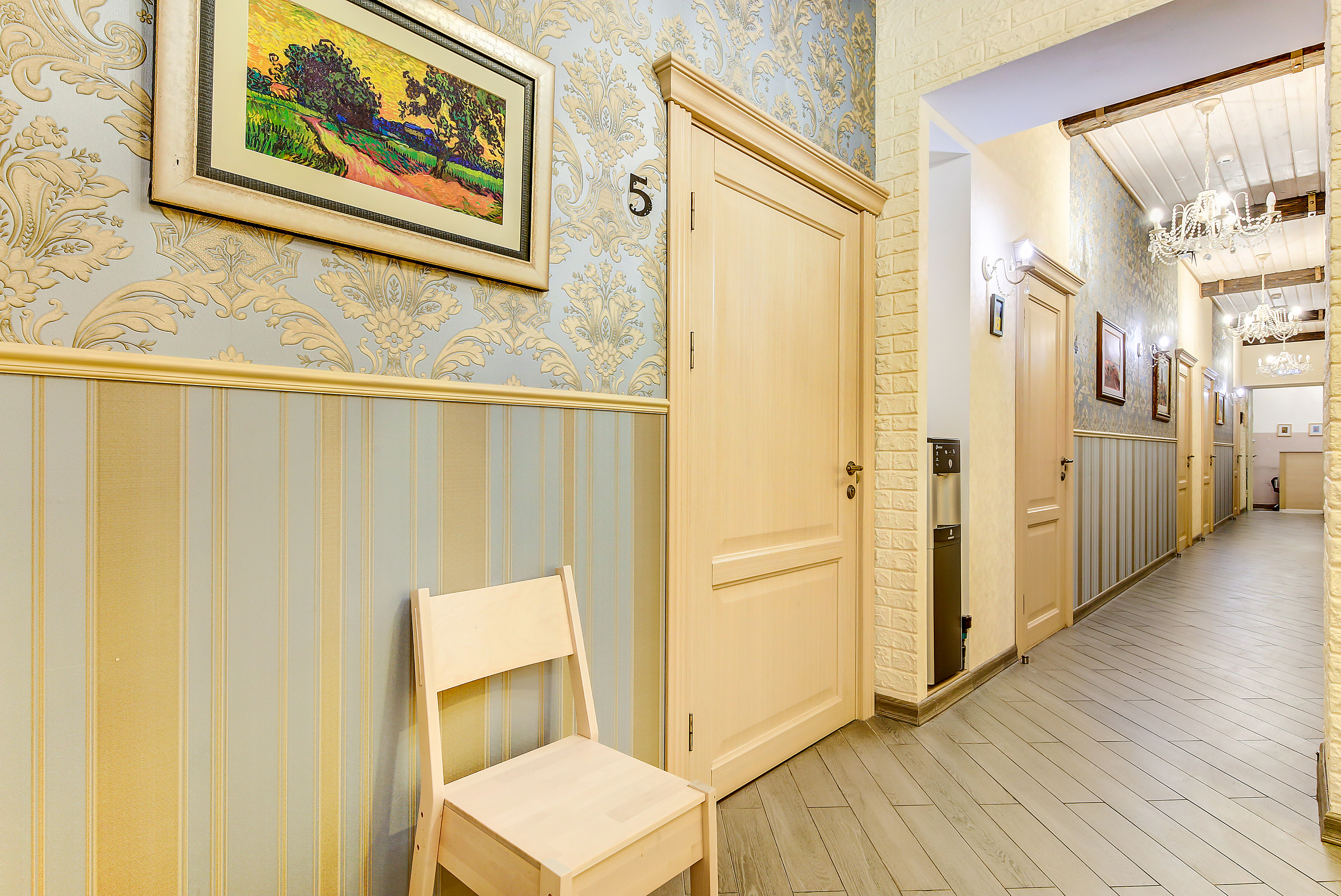 Guest rooms at Chaykovskogo 22