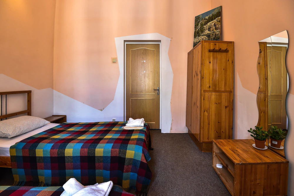 Art Mir Na Nevskom Hostel