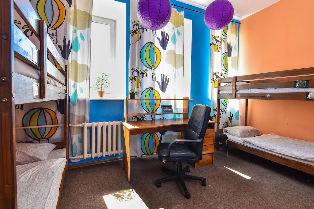 Art Mir Na Nevskom Hostel