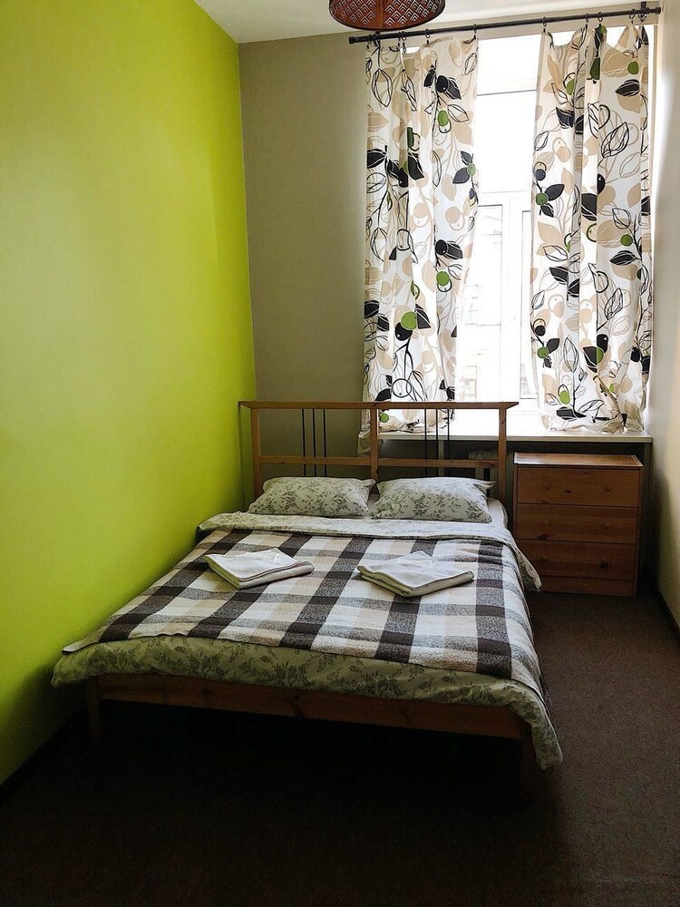 Art Mir Na Nevskom Hostel