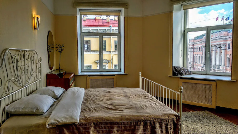 Art Mir Na Nevskom Hostel