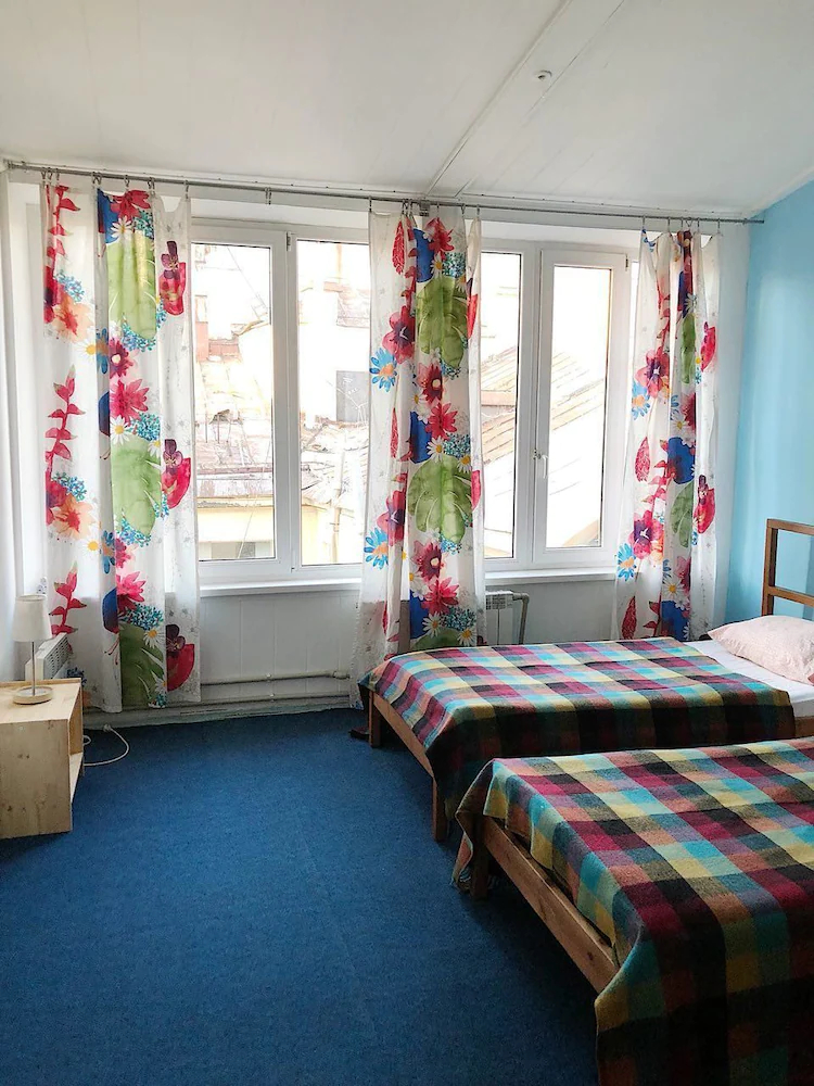Art Mir Na Nevskom Hostel
