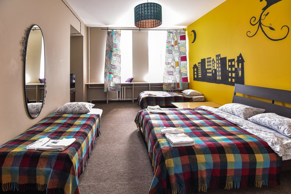 Art Mir Na Nevskom Hostel