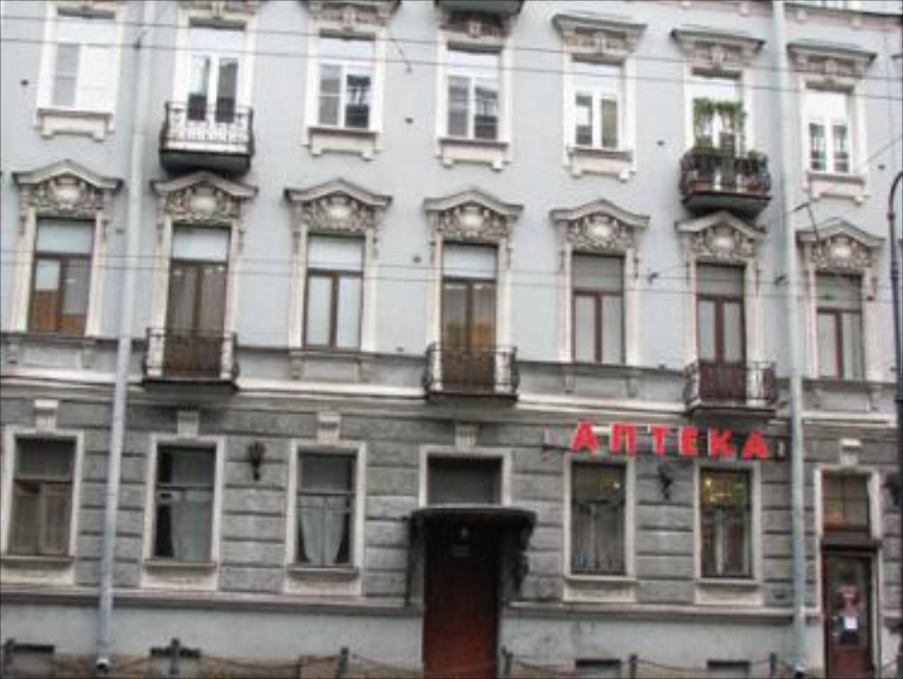 Atmosphera na Kamennoostrovskom 43