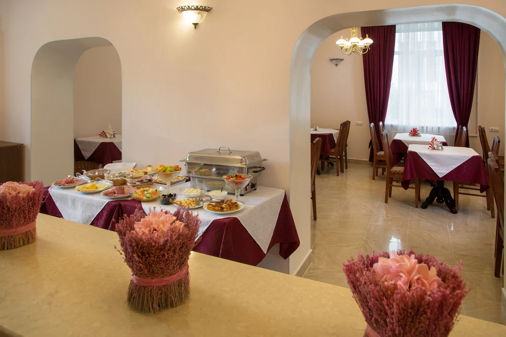 Avetpark Hotel