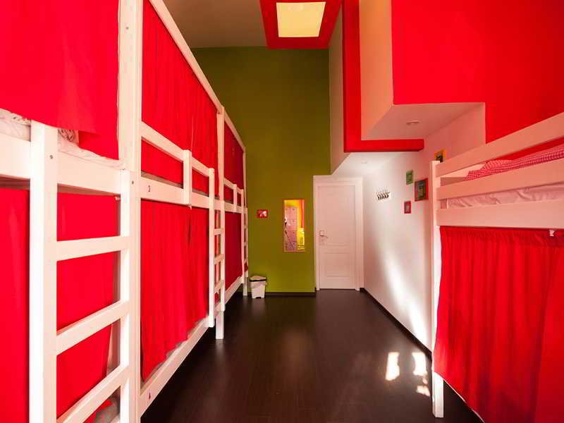 Baby Lemonade Hostel