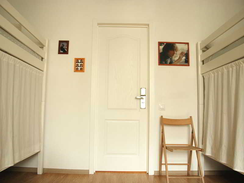 Baby Lemonade Hostel