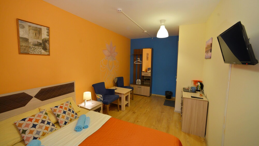 Boho Home Hotel