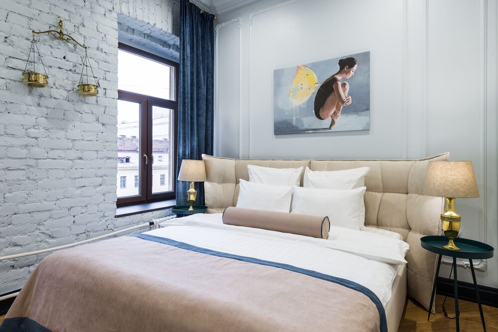 D Apartments