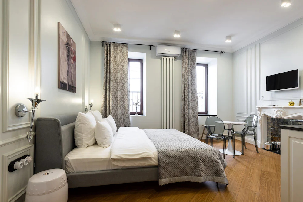 D Apartments