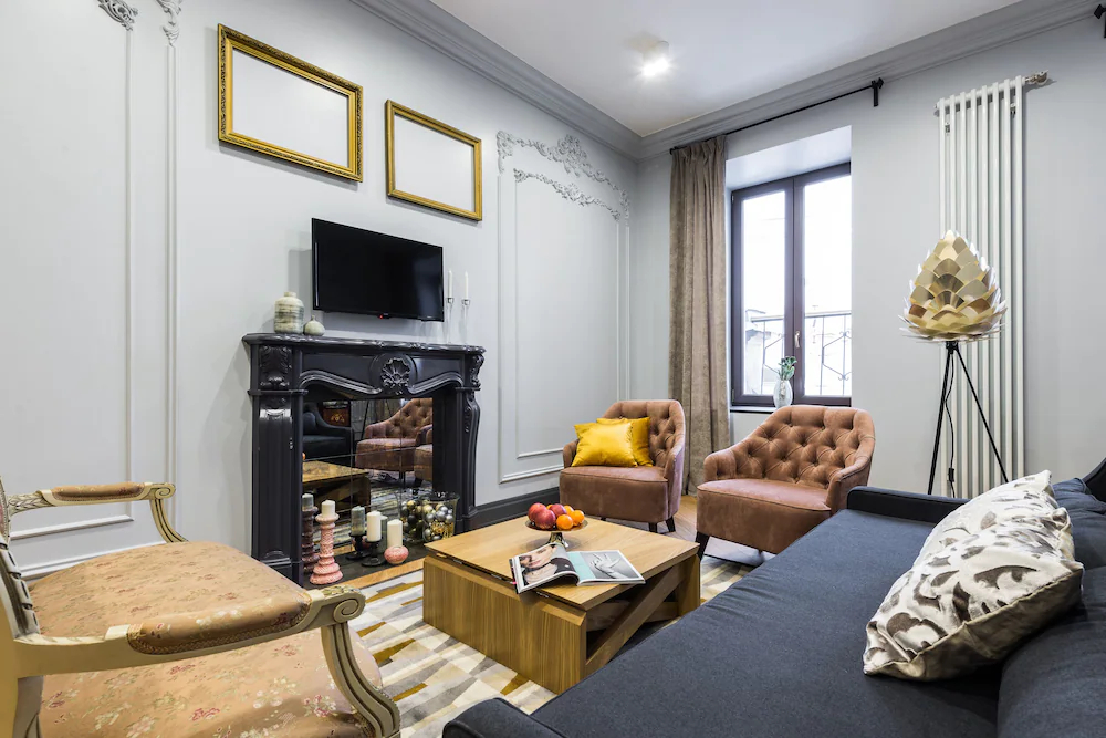 D Apartments