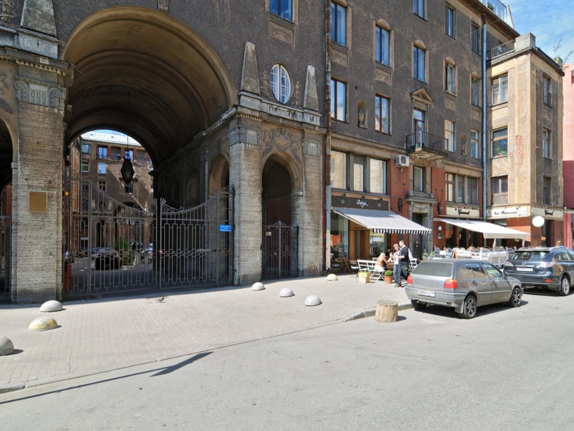 Broadsky hostel