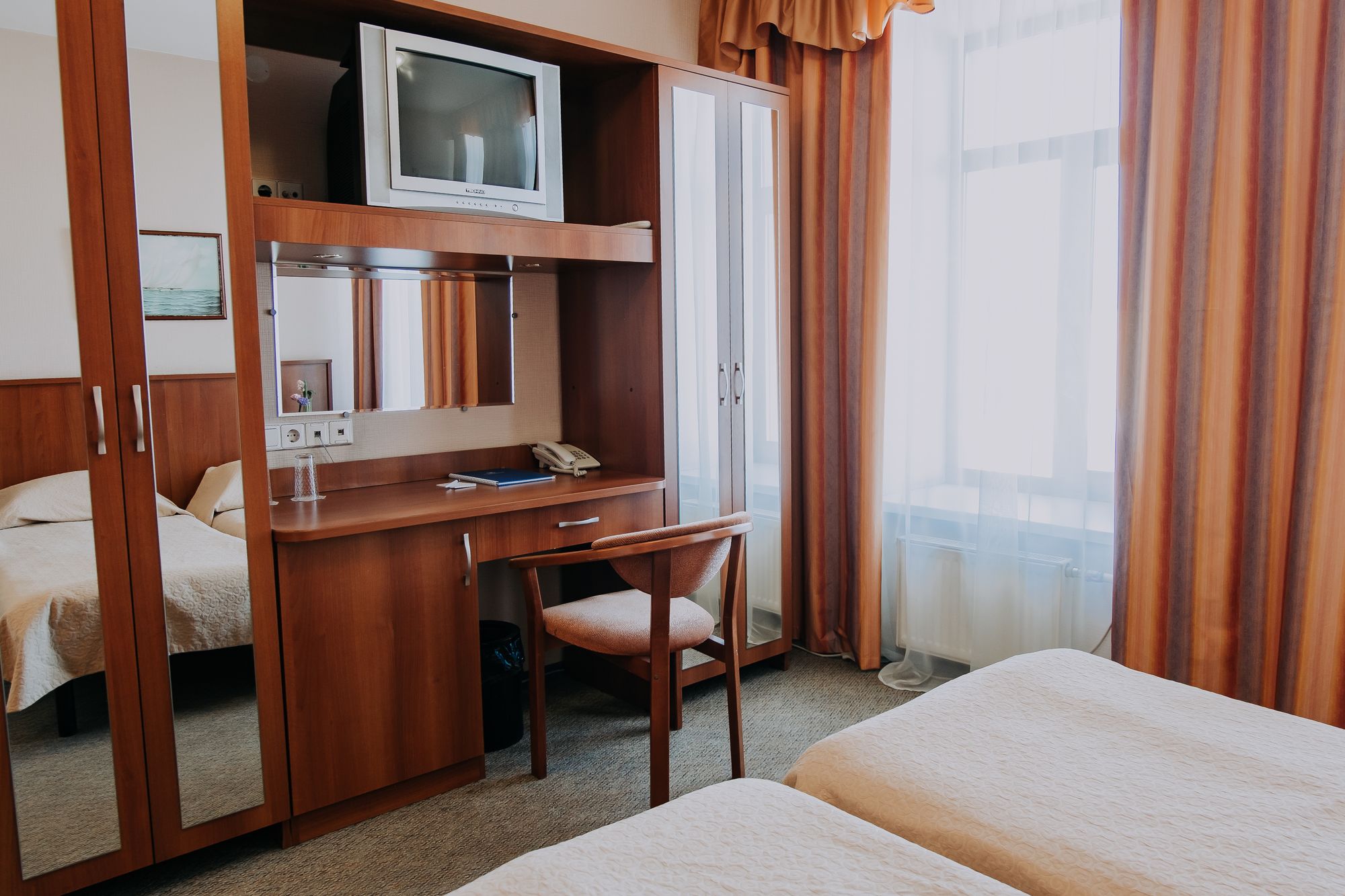 Nevsky hotel Fort