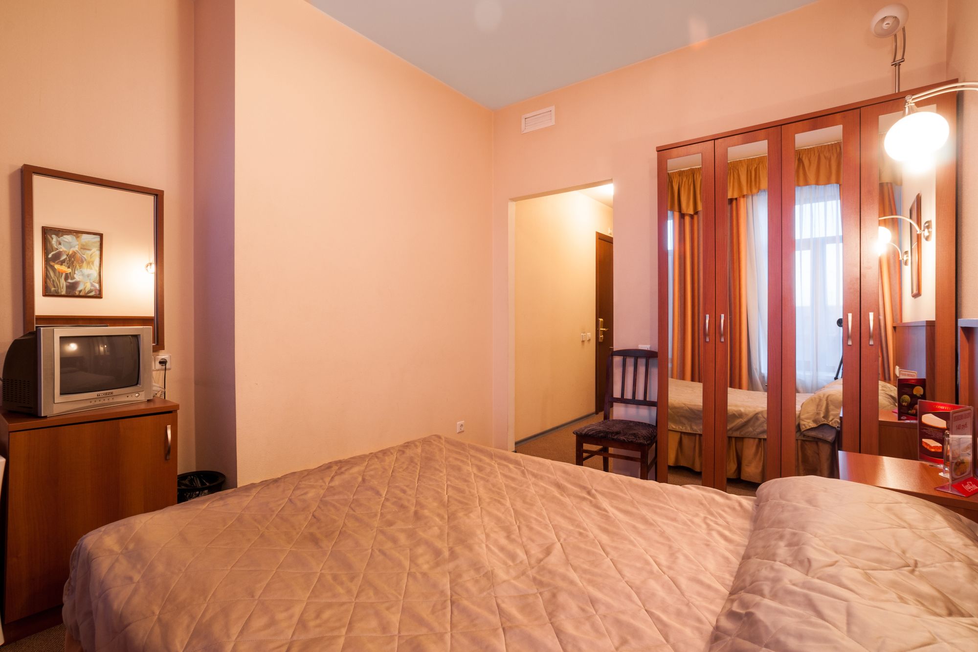 Nevsky hotel Fort