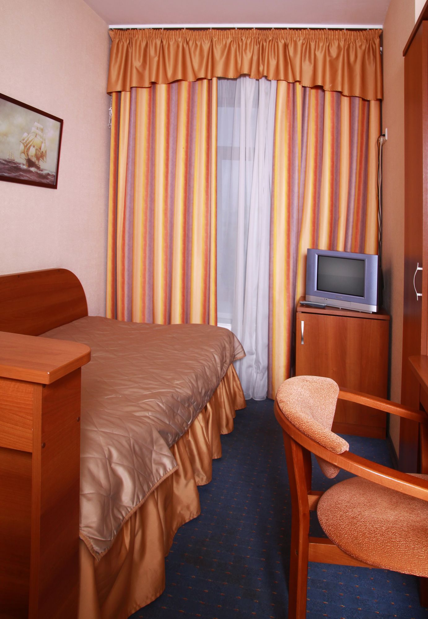 Nevsky hotel Fort