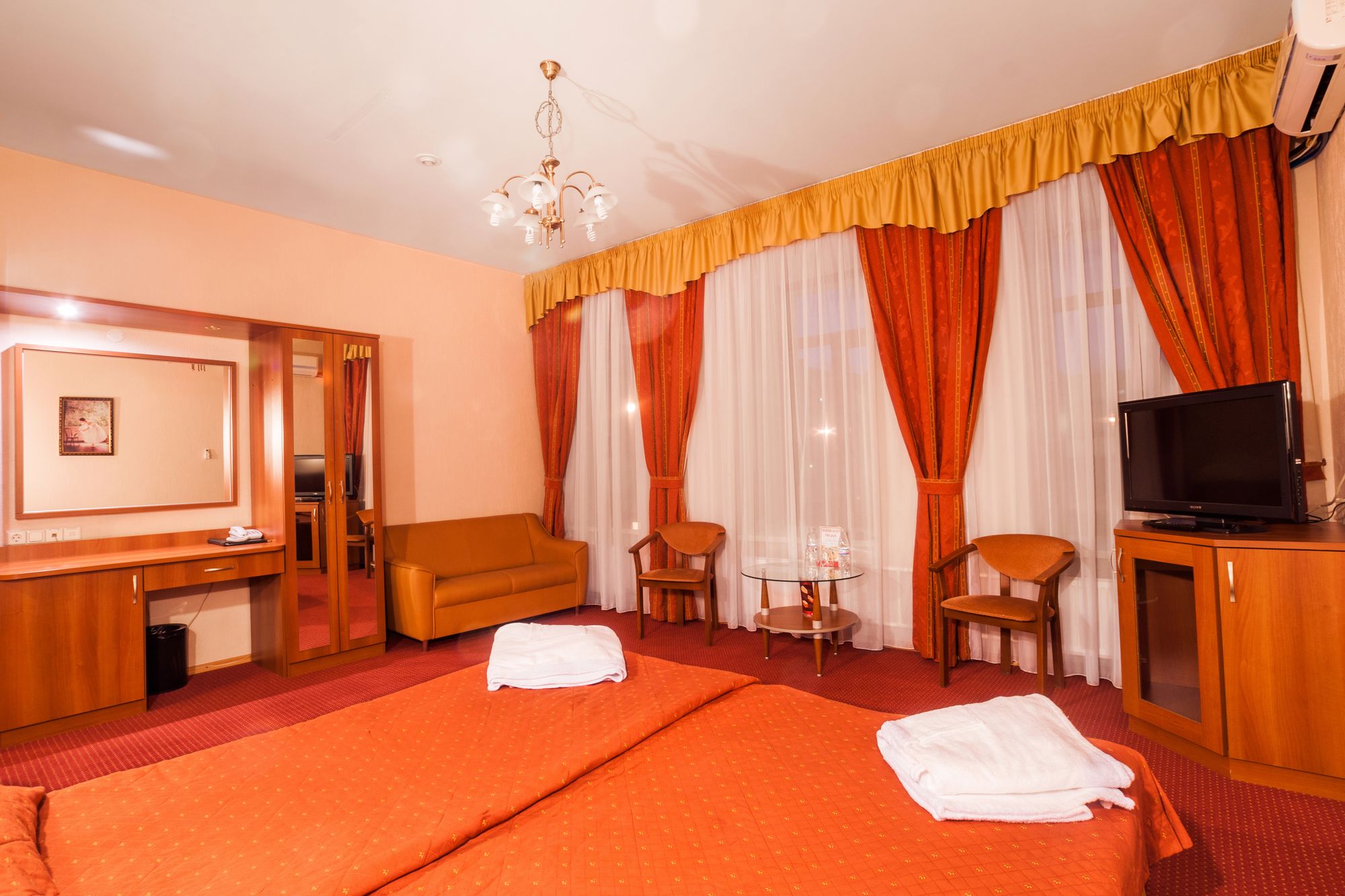 Nevsky hotel Fort